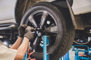 What Makes a Dependable Auto Mechanic Worth Finding?